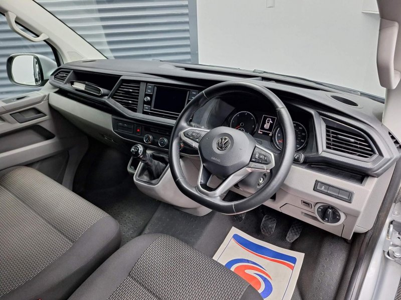 VOLKSWAGEN TRANSPORTER