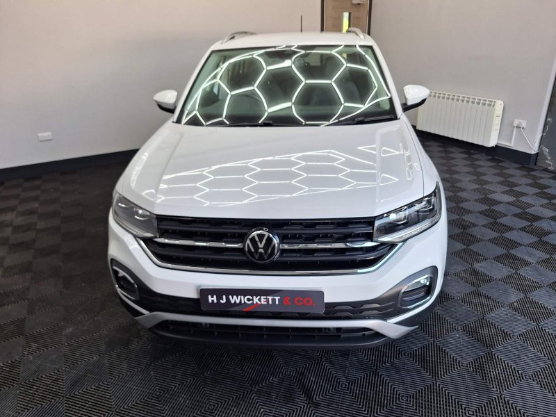 VOLKSWAGEN T-CROSS