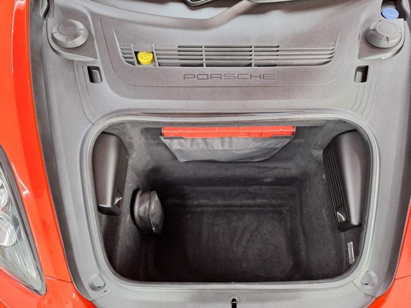 PORSCHE BOXSTER