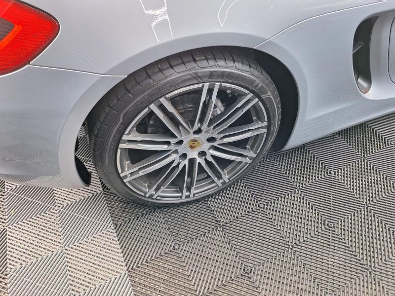 PORSCHE BOXSTER