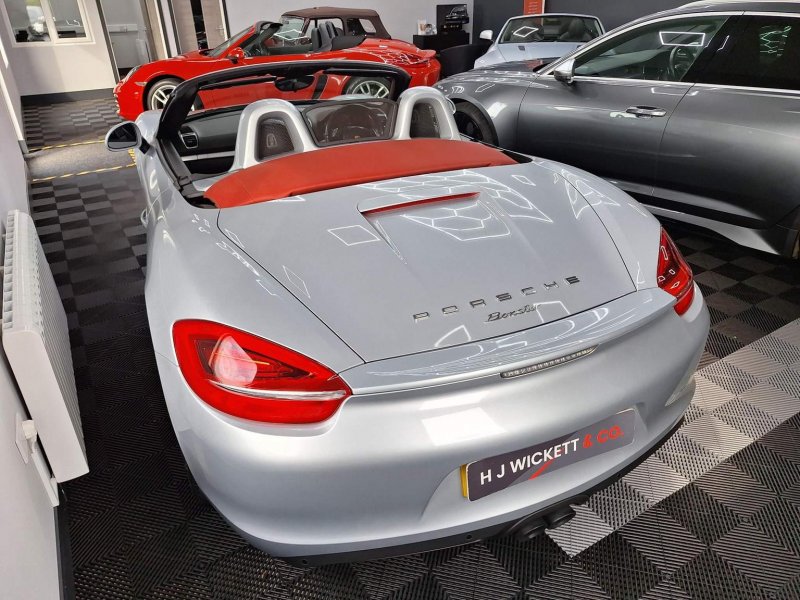 PORSCHE BOXSTER