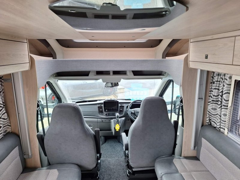 AUTO-TRAIL F-LINE F74
