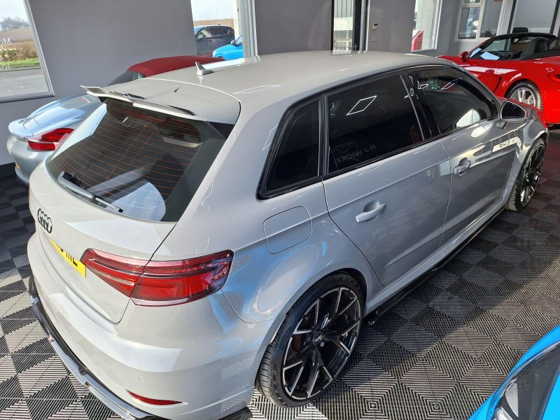 AUDI RS3