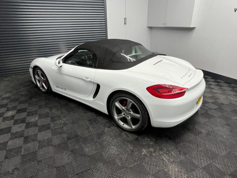 PORSCHE BOXSTER