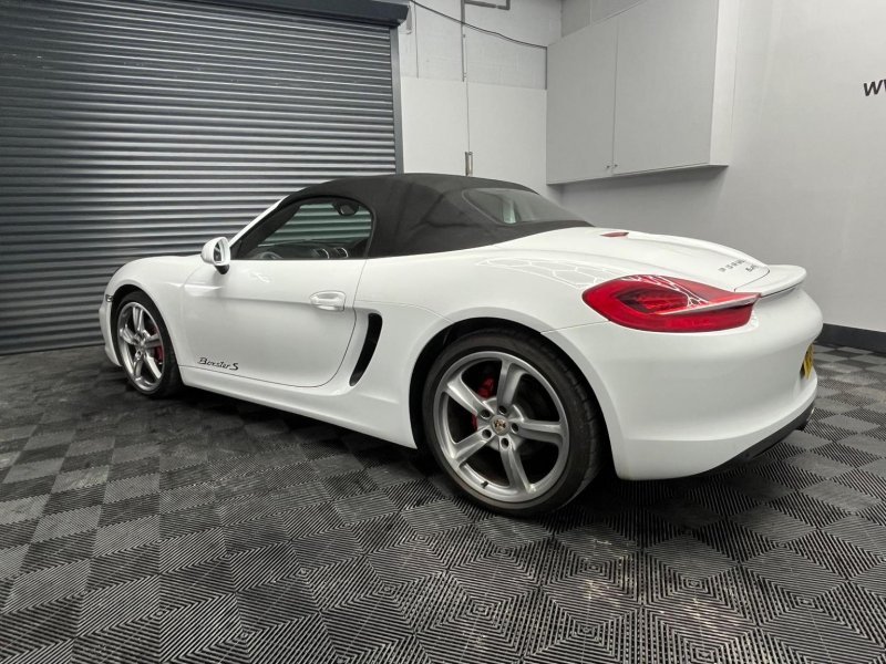 PORSCHE BOXSTER