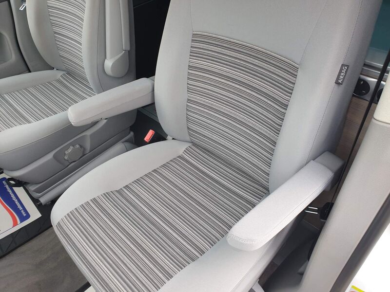 VOLKSWAGEN CALIFORNIA