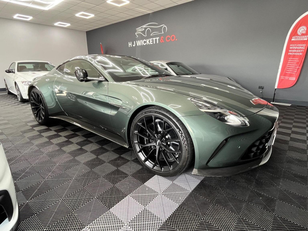 2025 Aston Martin Vantage